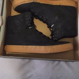 Shoes that I never worn